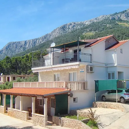 Sveta Nedilja 4610d * Jelsa (Hvar)